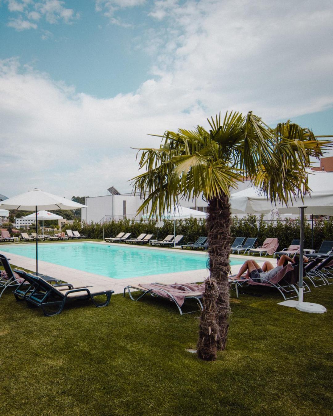 Lam Hotel Celorico De Basto Exterior photo