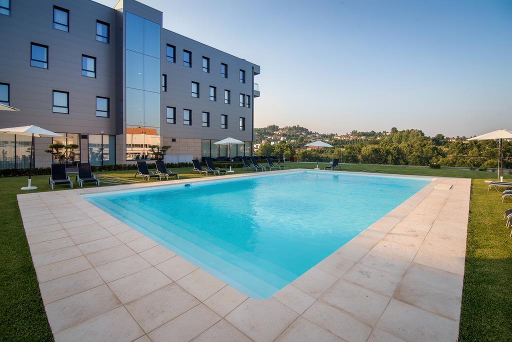 Lam Hotel Celorico De Basto Exterior photo